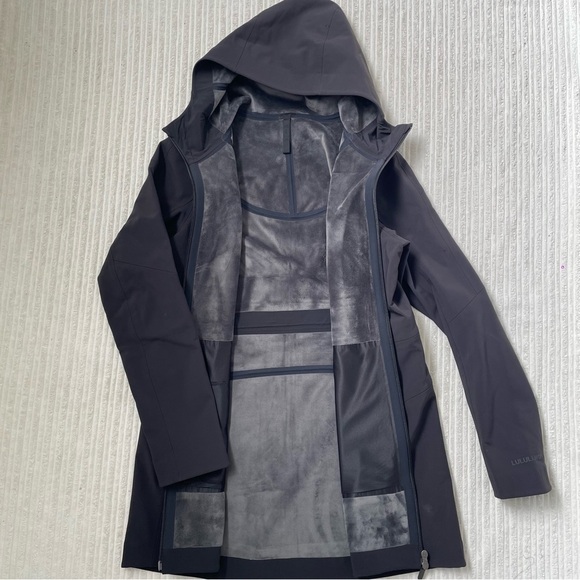 Lululemon Womens Soft Shell Waterproof Performance Jacket - Picture 4 of 12